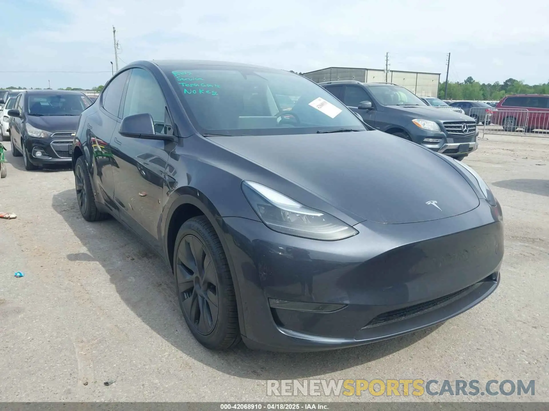 1 Photograph of a damaged car 7SAYGDEE1SA360909 TESLA MODEL Y 2025
