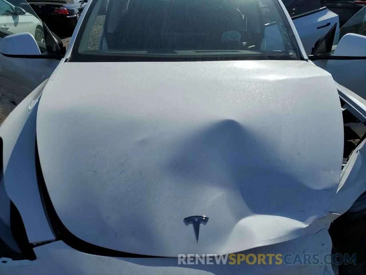 11 Photograph of a damaged car 7SAYGDEE3SF259602 TESLA MODEL Y 2025