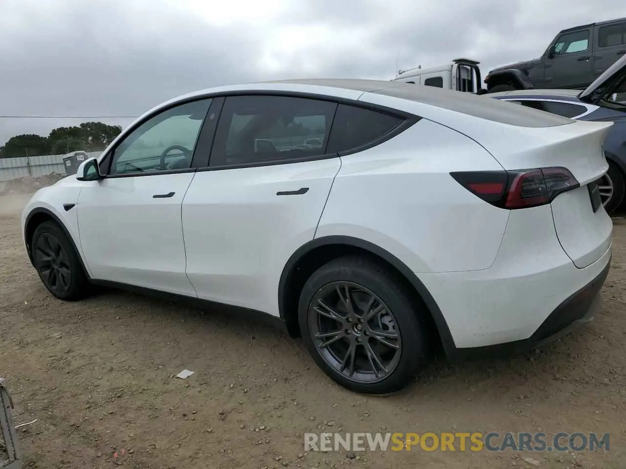 2 Photograph of a damaged car 7SAYGDEE3SF277114 TESLA MODEL Y 2025