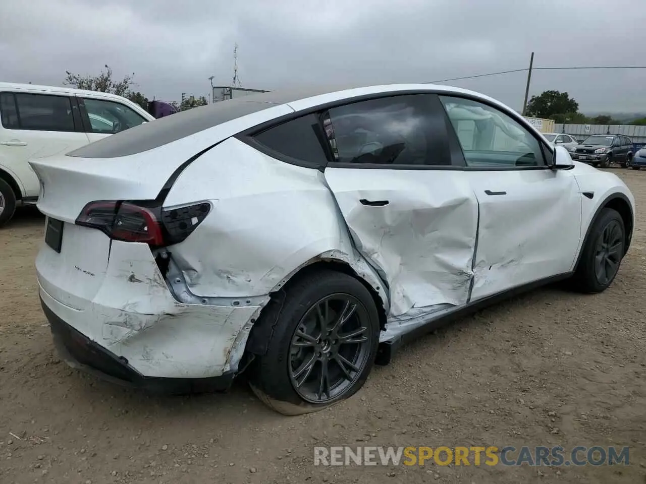 3 Photograph of a damaged car 7SAYGDEE3SF277114 TESLA MODEL Y 2025