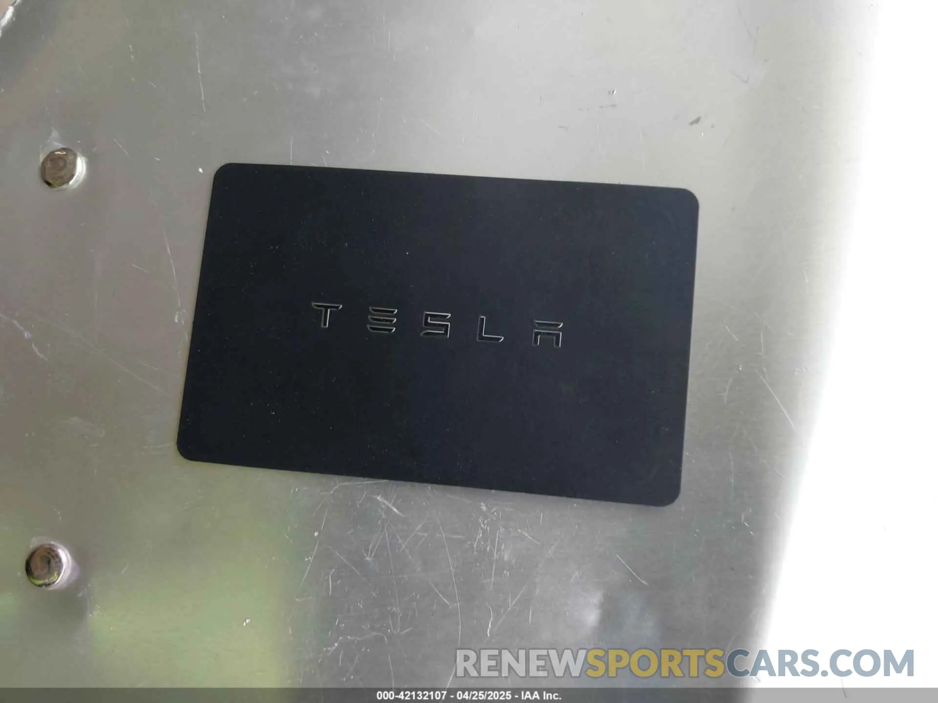 11 Photograph of a damaged car 7SAYGDEE3SF290252 TESLA MODEL Y 2025