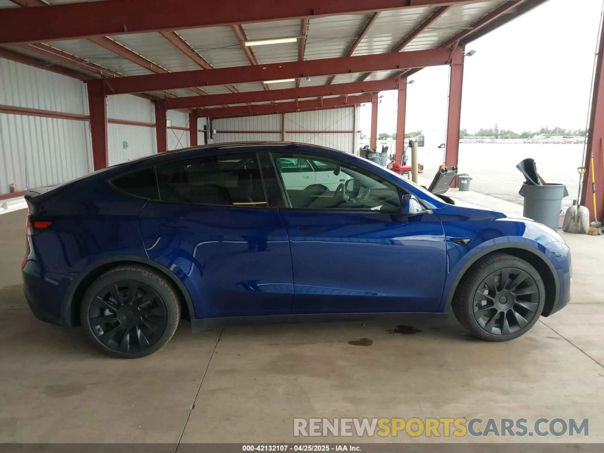 13 Photograph of a damaged car 7SAYGDEE3SF290252 TESLA MODEL Y 2025