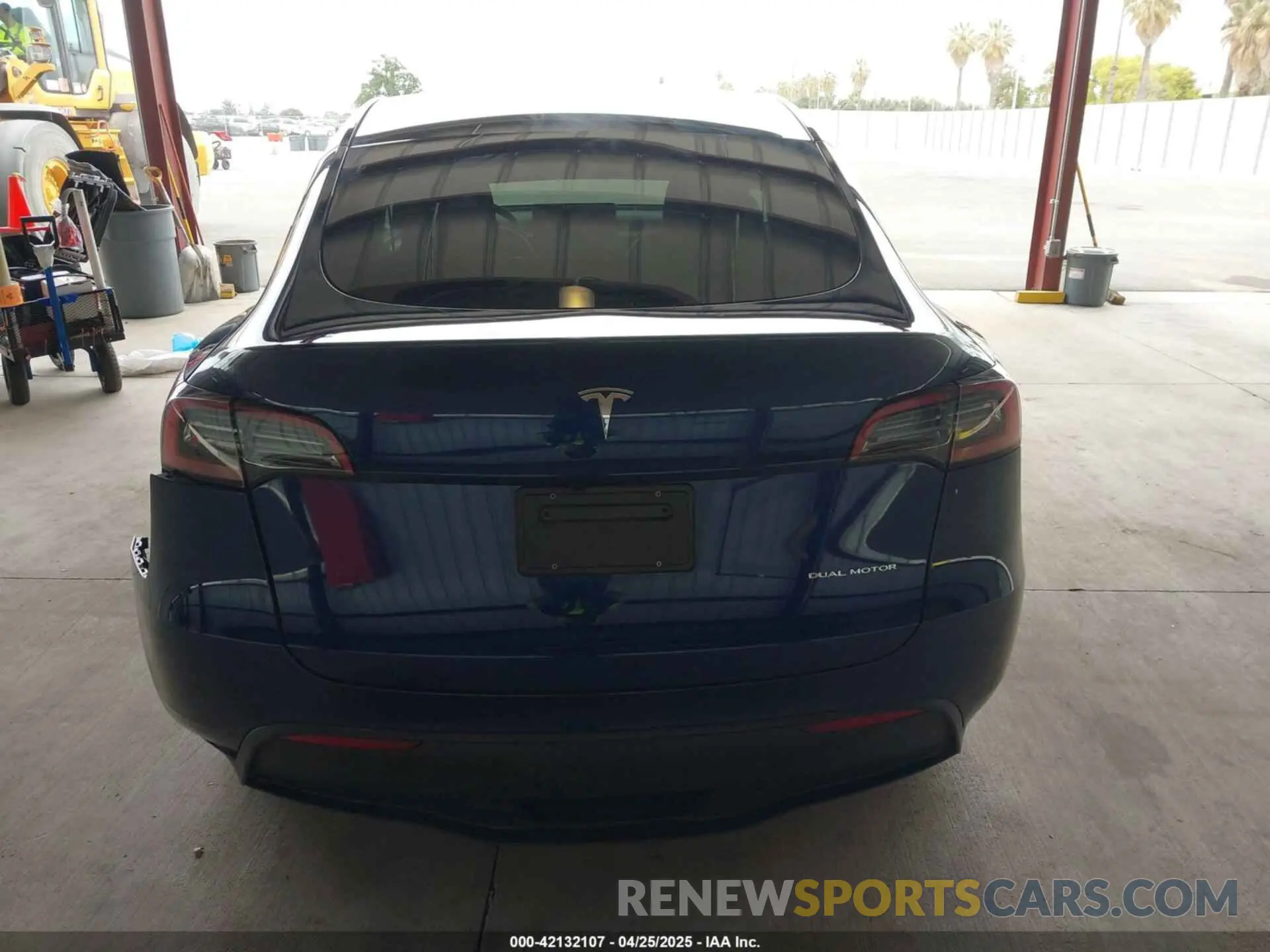 16 Photograph of a damaged car 7SAYGDEE3SF290252 TESLA MODEL Y 2025