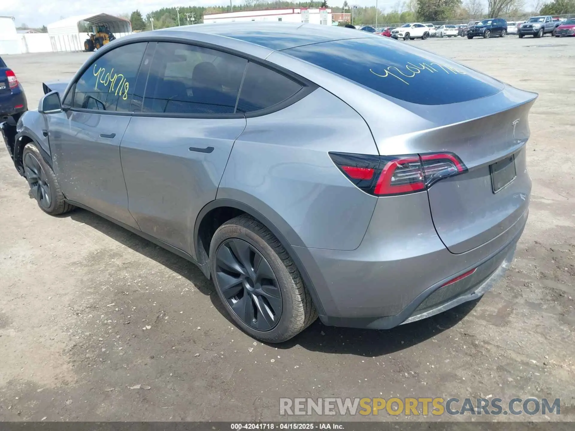 3 Photograph of a damaged car 7SAYGDEE4SA341299 TESLA MODEL Y 2025