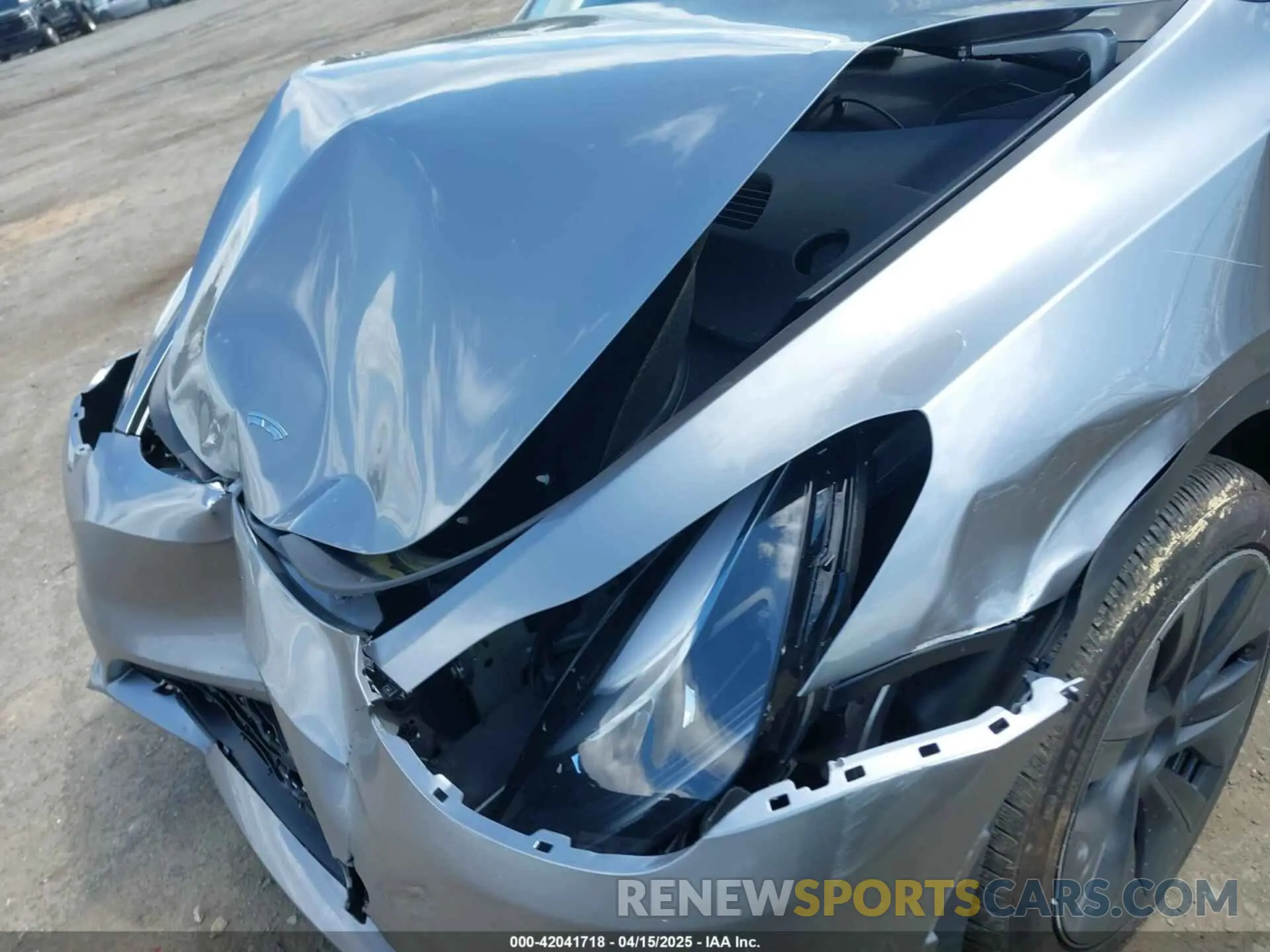 6 Photograph of a damaged car 7SAYGDEE4SA341299 TESLA MODEL Y 2025