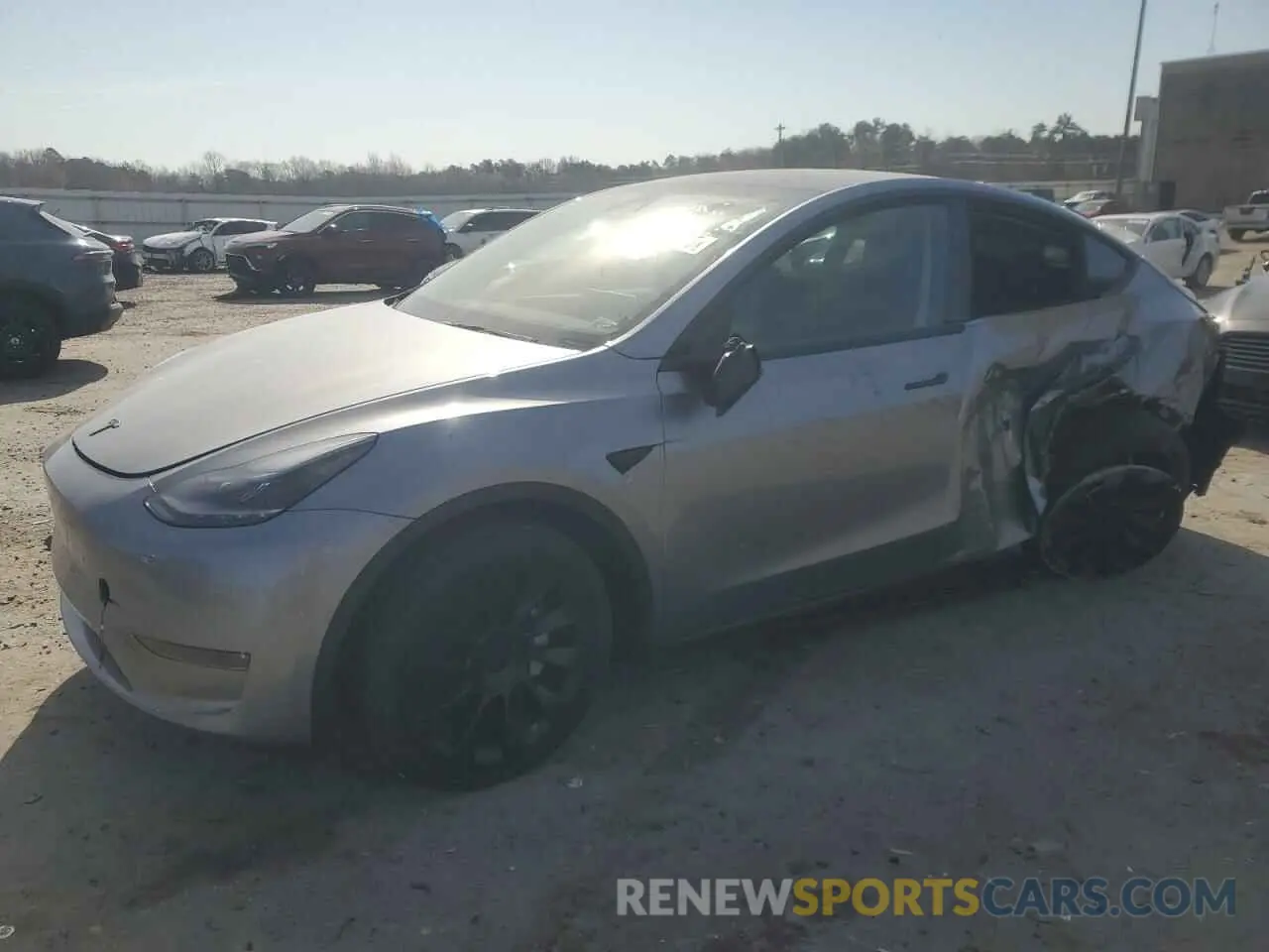1 Photograph of a damaged car 7SAYGDEE4SA351797 TESLA MODEL Y 2025