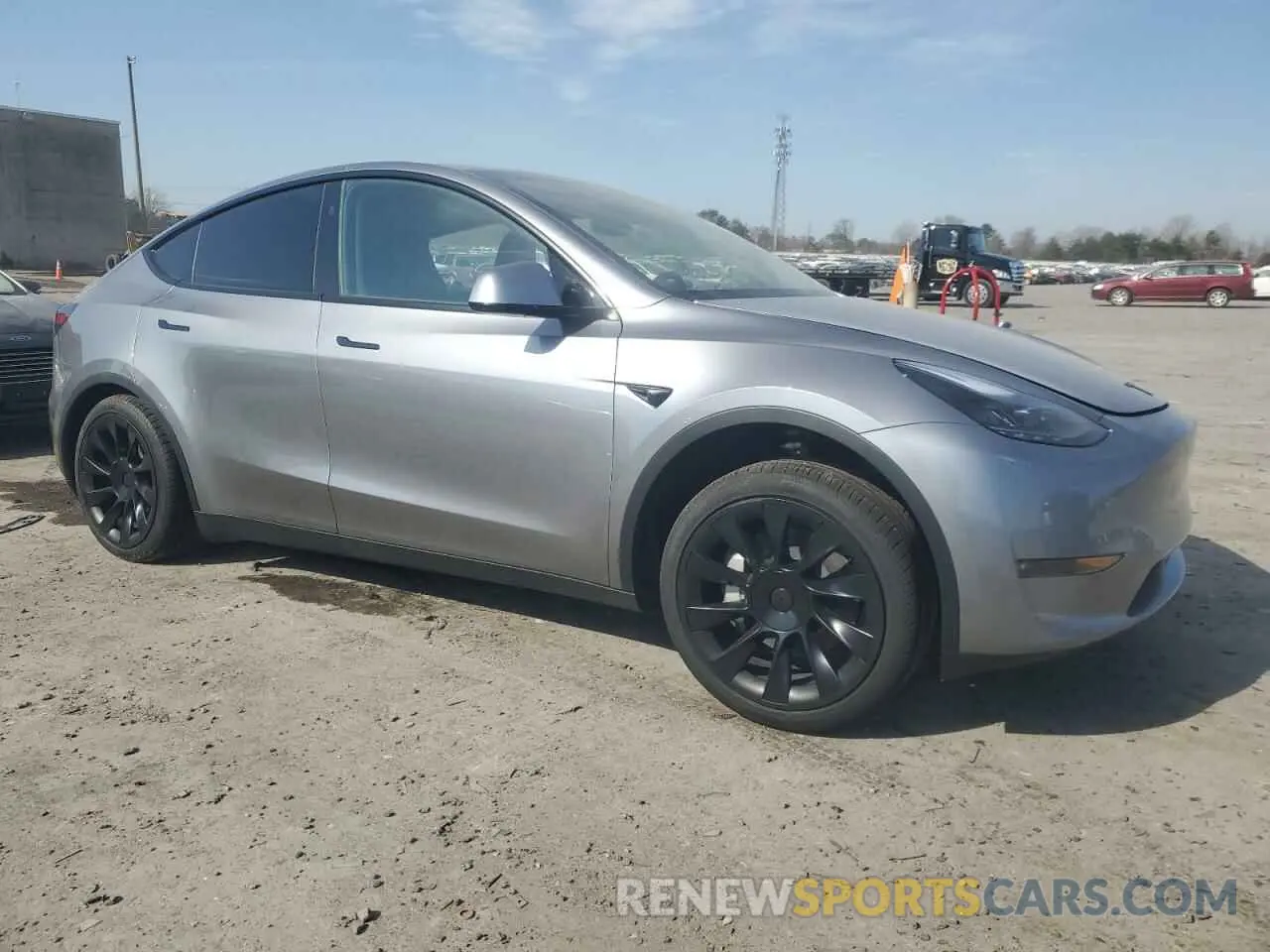 4 Photograph of a damaged car 7SAYGDEE4SA351797 TESLA MODEL Y 2025