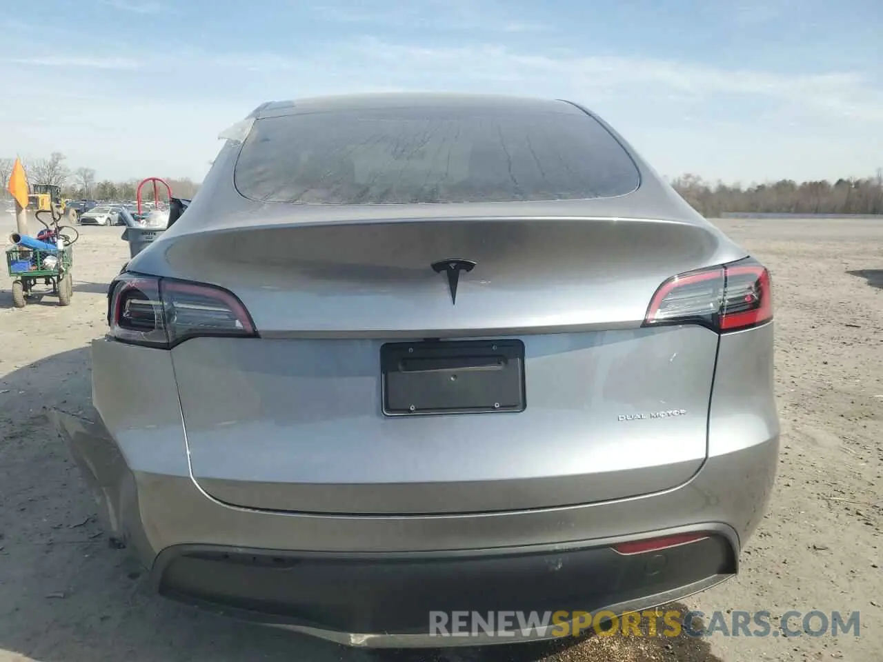 6 Photograph of a damaged car 7SAYGDEE4SA351797 TESLA MODEL Y 2025