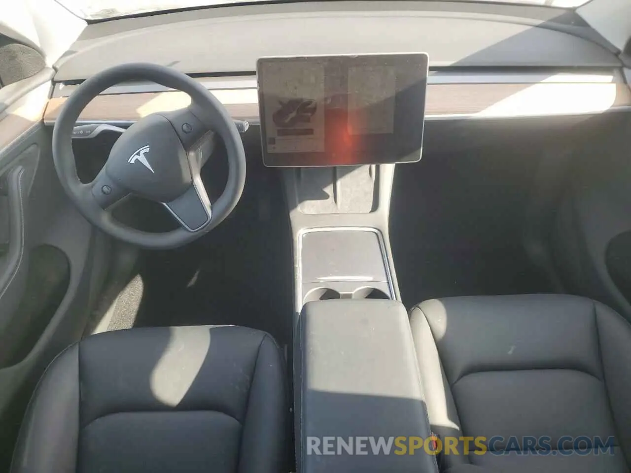 8 Photograph of a damaged car 7SAYGDEE4SA351797 TESLA MODEL Y 2025