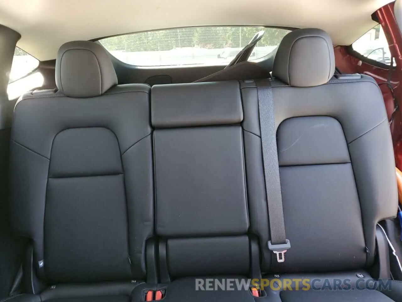 10 Photograph of a damaged car 7SAYGDEE4SF248589 TESLA MODEL Y 2025