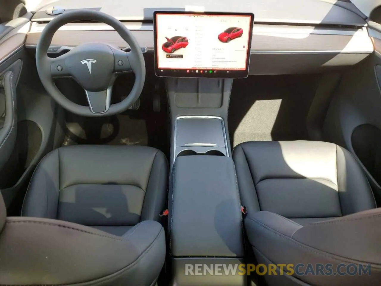 8 Photograph of a damaged car 7SAYGDEE4SF248589 TESLA MODEL Y 2025