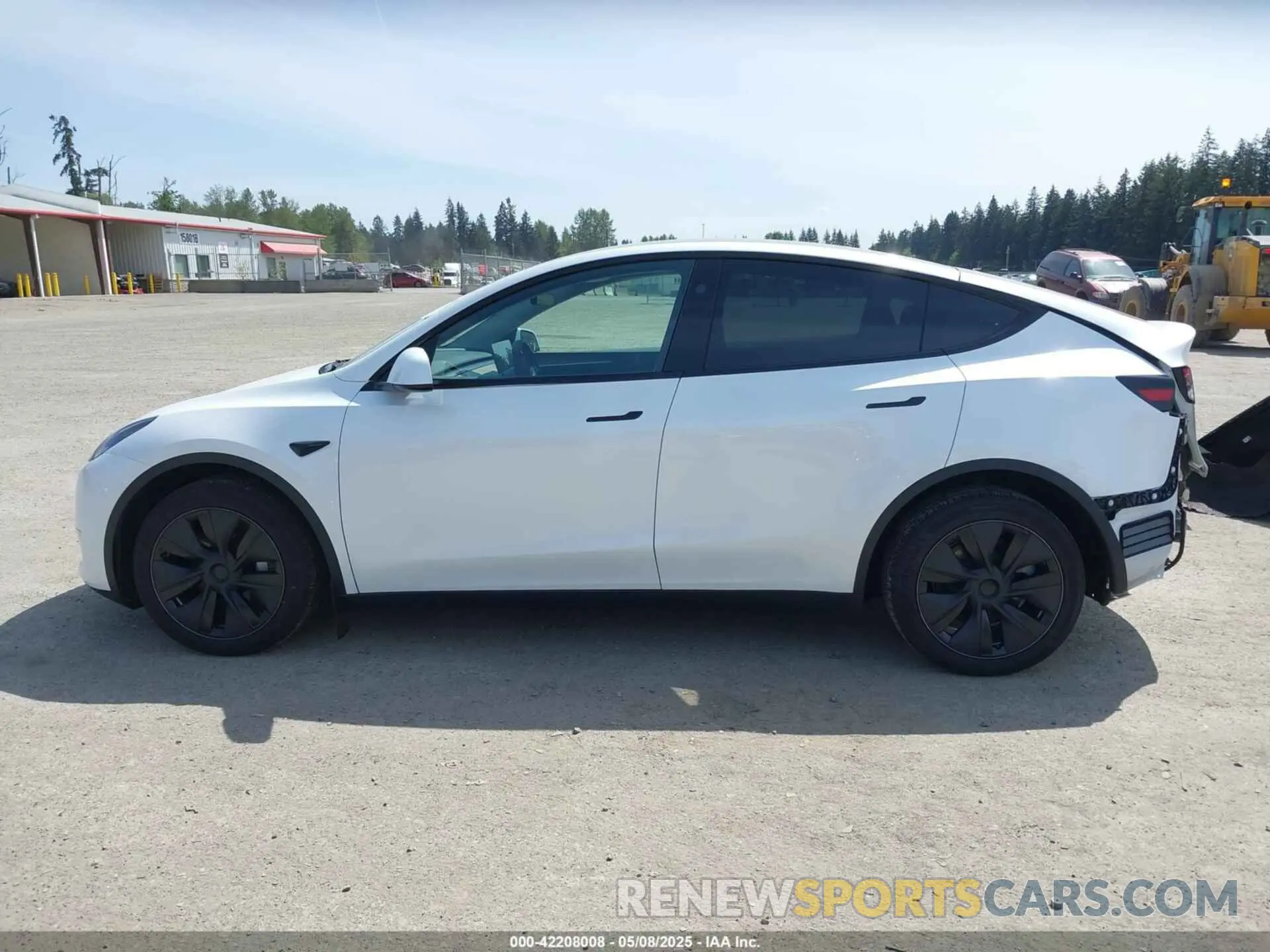 15 Photograph of a damaged car 7SAYGDEE4SF261567 TESLA MODEL Y 2025