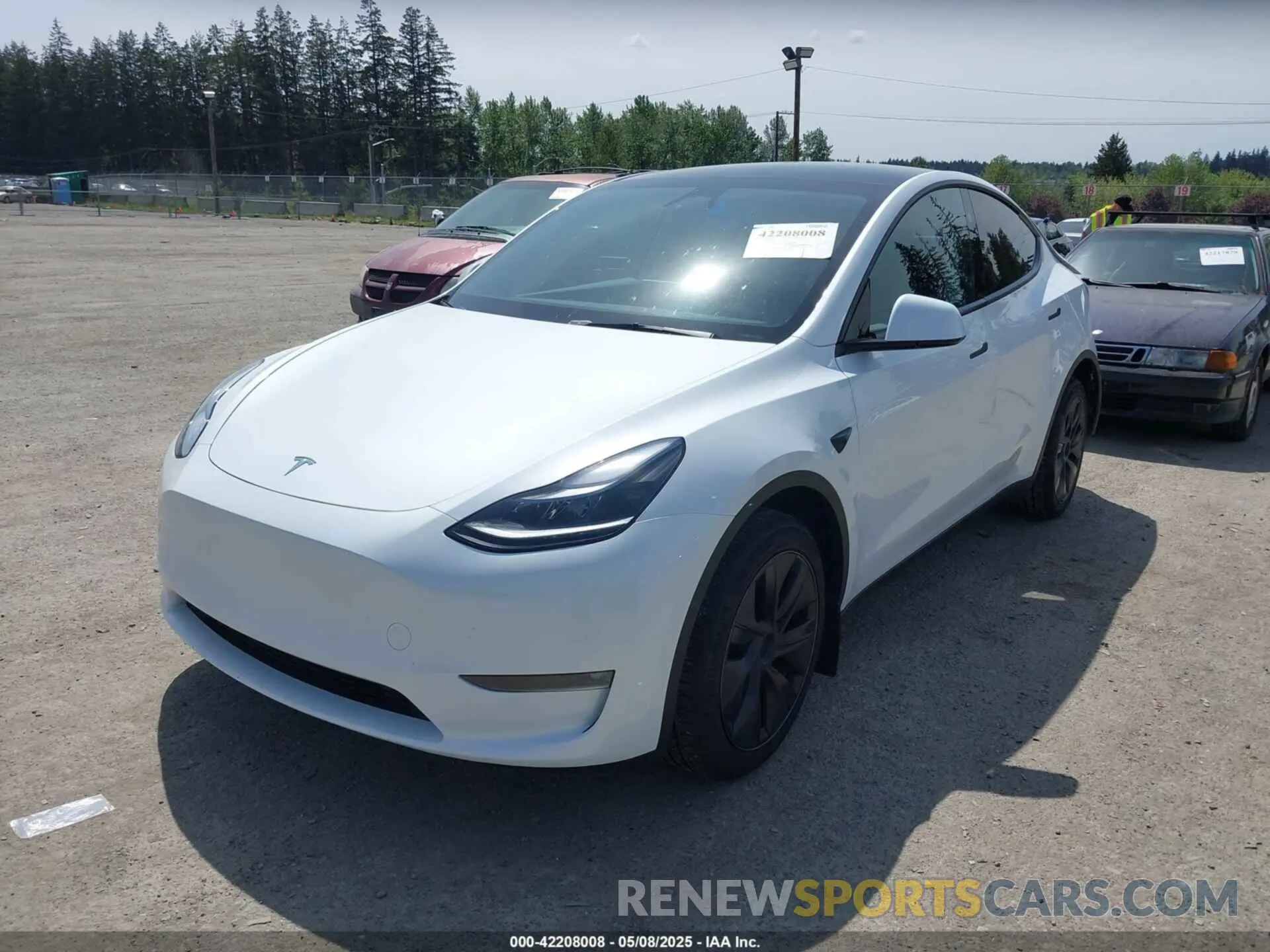 2 Photograph of a damaged car 7SAYGDEE4SF261567 TESLA MODEL Y 2025