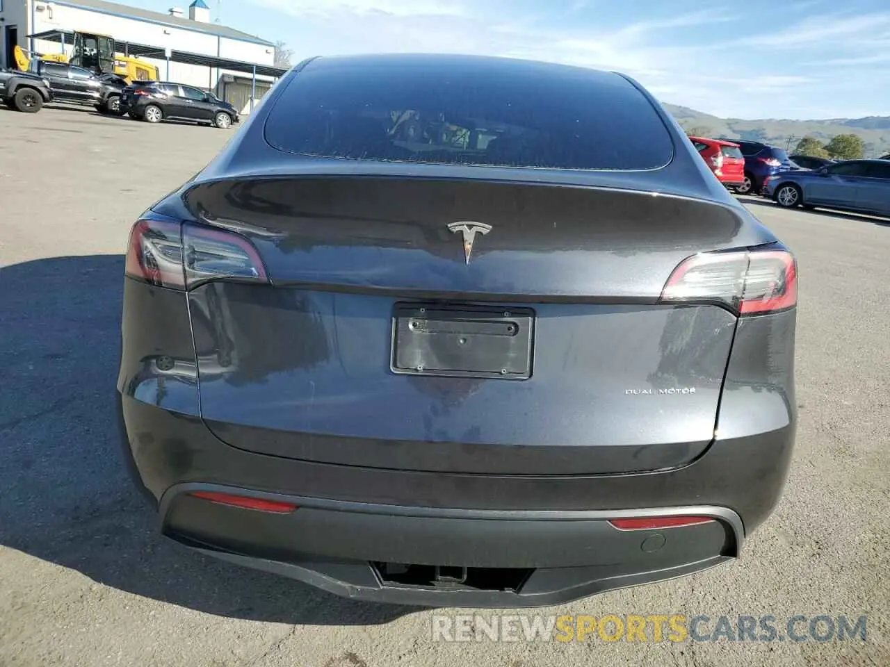 6 Photograph of a damaged car 7SAYGDEE4SF272942 TESLA MODEL Y 2025