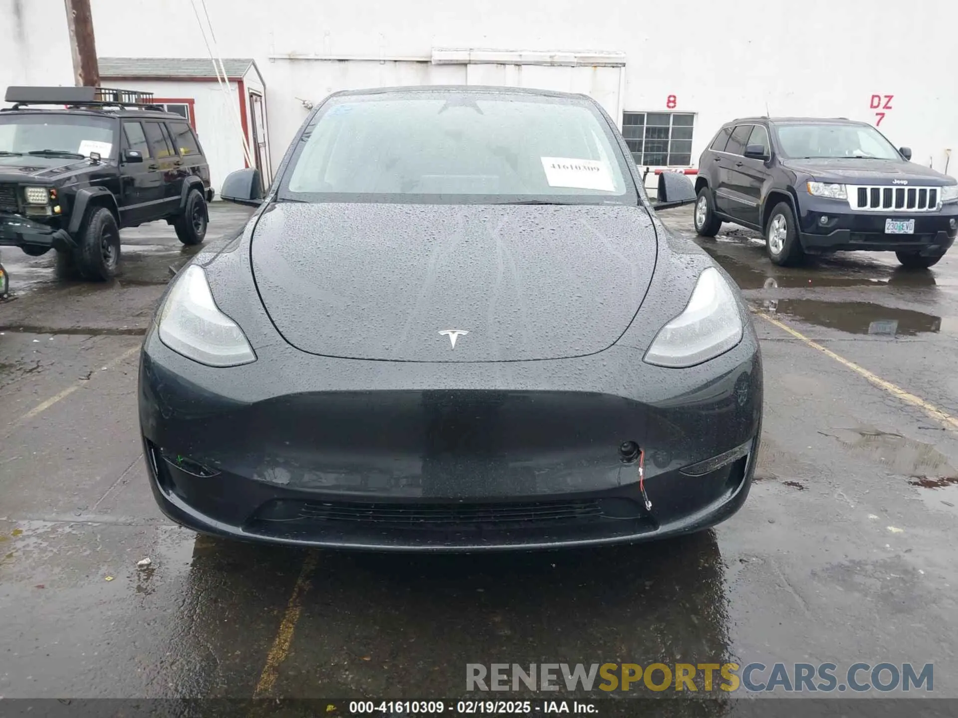 13 Photograph of a damaged car 7SAYGDEE4SF276330 TESLA MODEL Y 2025