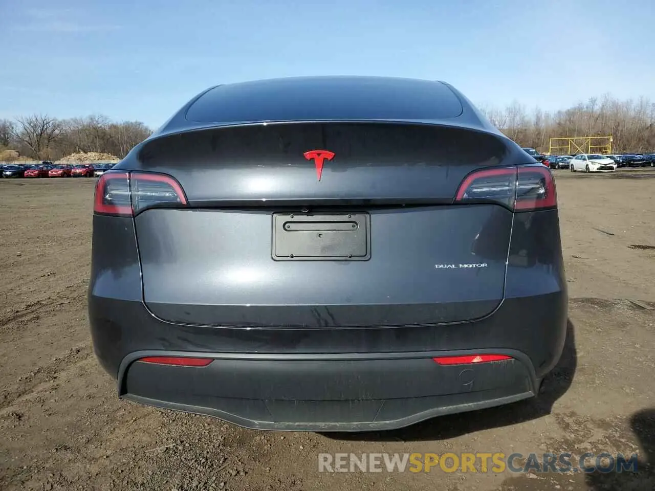 6 Photograph of a damaged car 7SAYGDEE4SF291068 TESLA MODEL Y 2025
