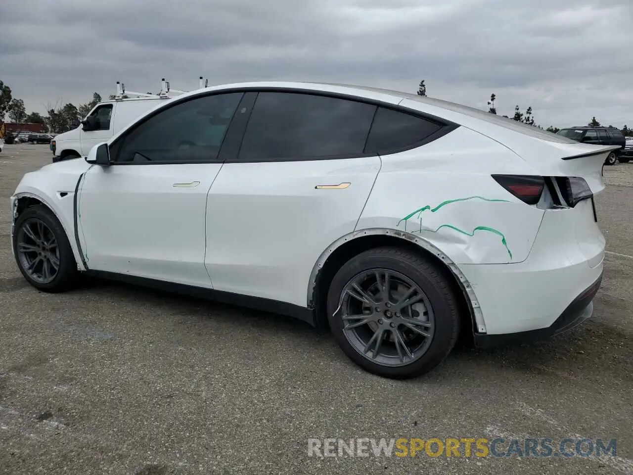 2 Photograph of a damaged car 7SAYGDEE5SF237732 TESLA MODEL Y 2025