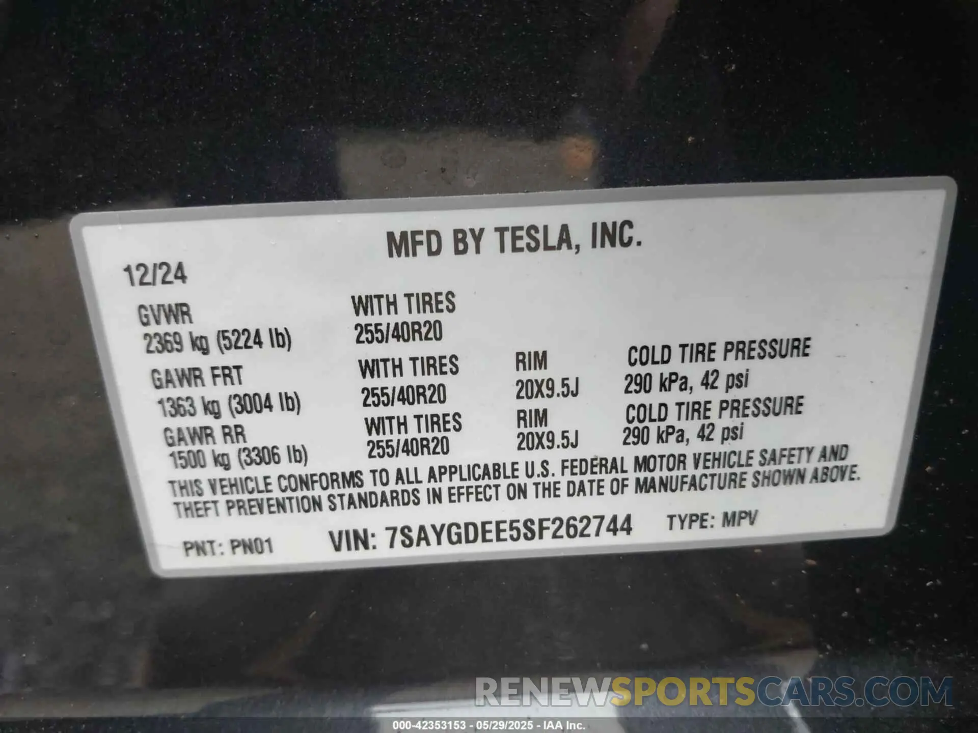 9 Photograph of a damaged car 7SAYGDEE5SF262744 TESLA MODEL Y 2025