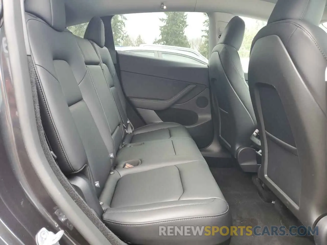11 Photograph of a damaged car 7SAYGDEE5SF296652 TESLA MODEL Y 2025