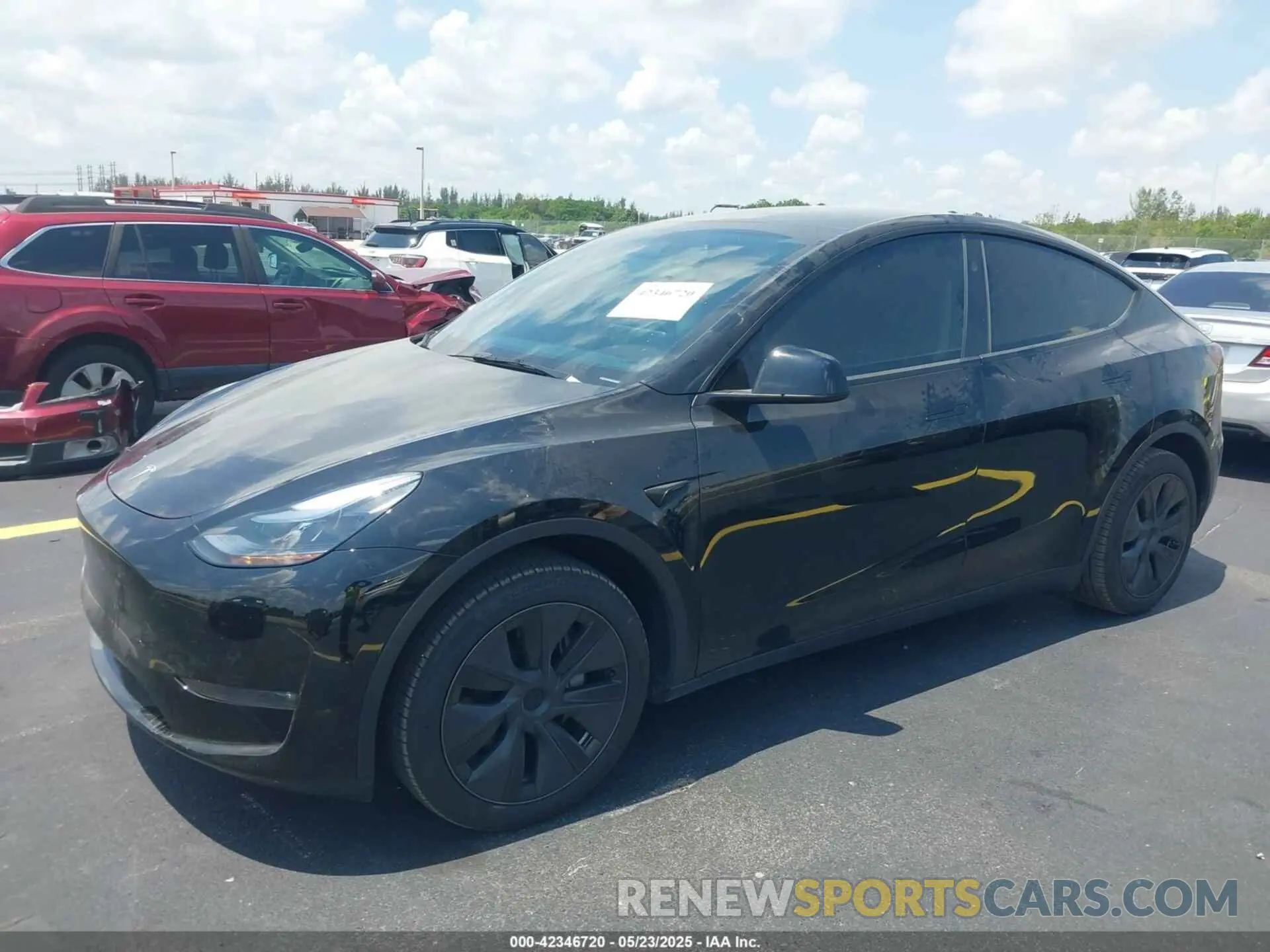 2 Photograph of a damaged car 7SAYGDEE6SA350229 TESLA MODEL Y 2025