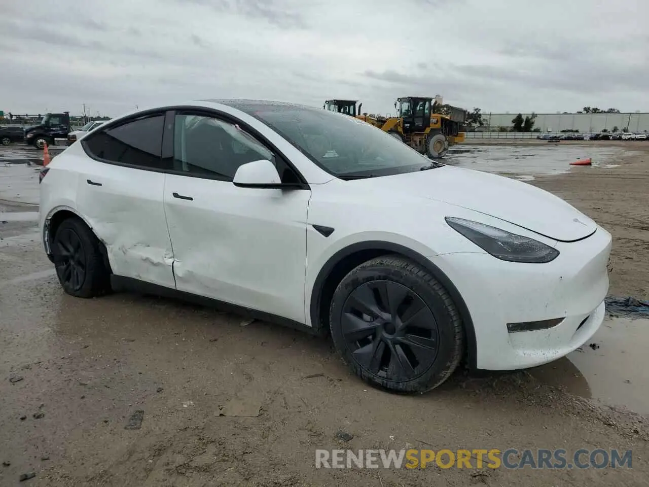 4 Photograph of a damaged car 7SAYGDEE7SA350336 TESLA MODEL Y 2025