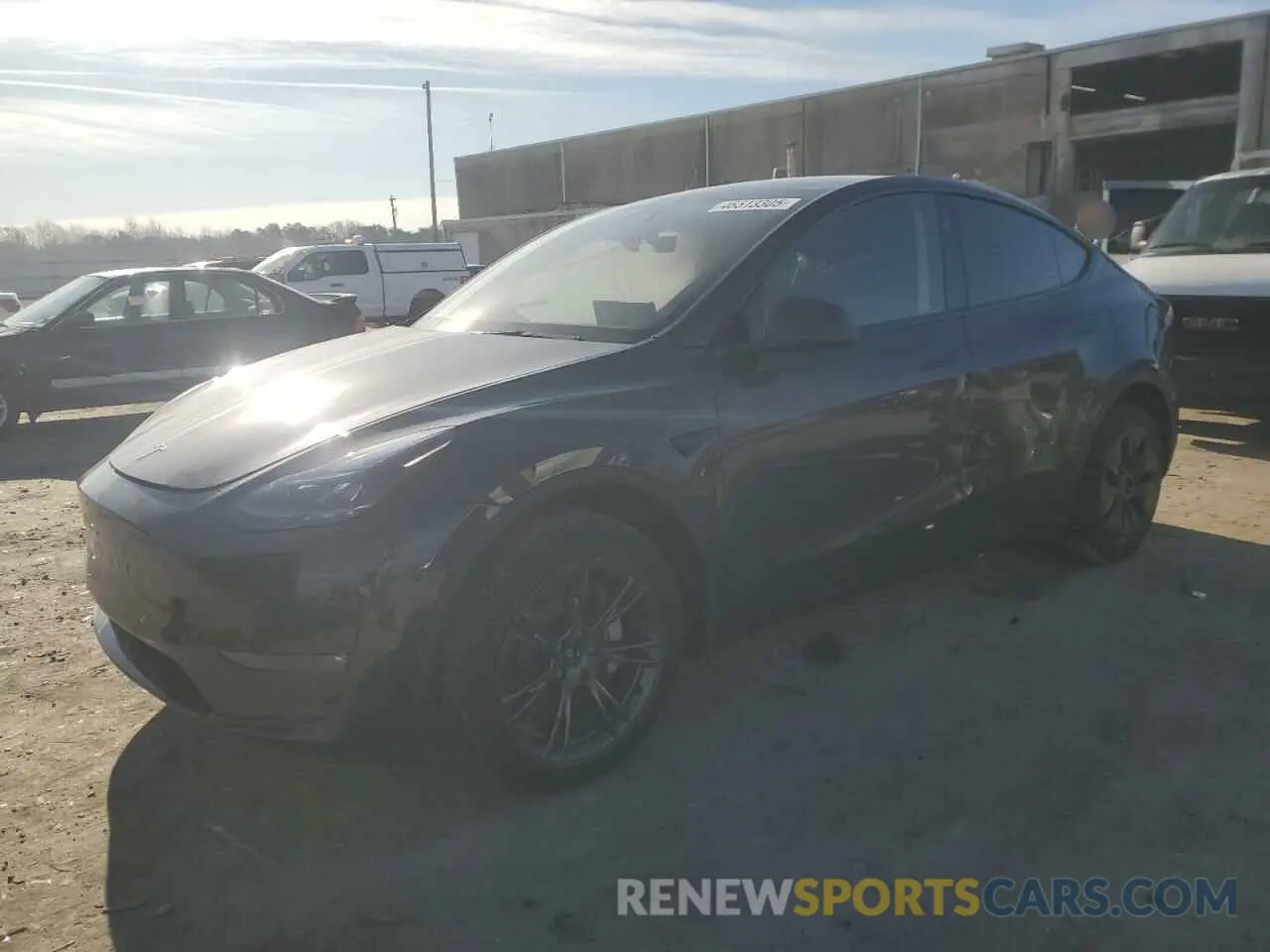 1 Photograph of a damaged car 7SAYGDEE7SF237490 TESLA MODEL Y 2025