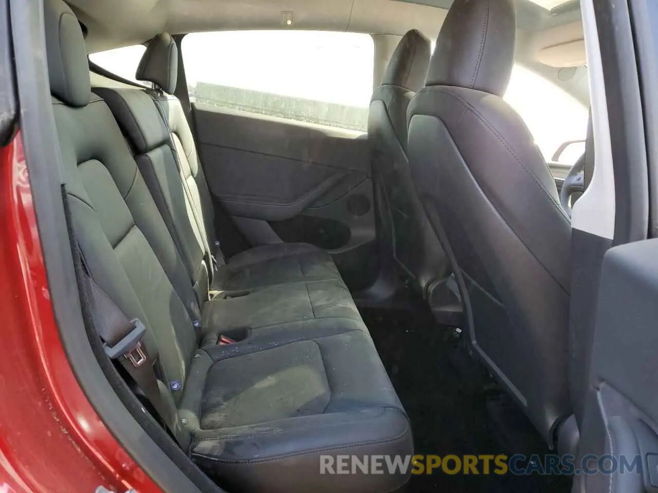 11 Photograph of a damaged car 7SAYGDEE7SF286737 TESLA MODEL Y 2025
