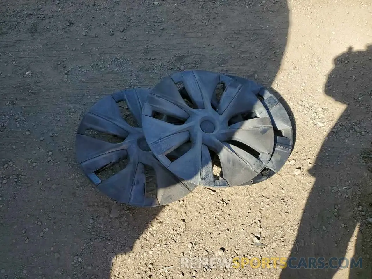 15 Photograph of a damaged car 7SAYGDEE7SF286737 TESLA MODEL Y 2025