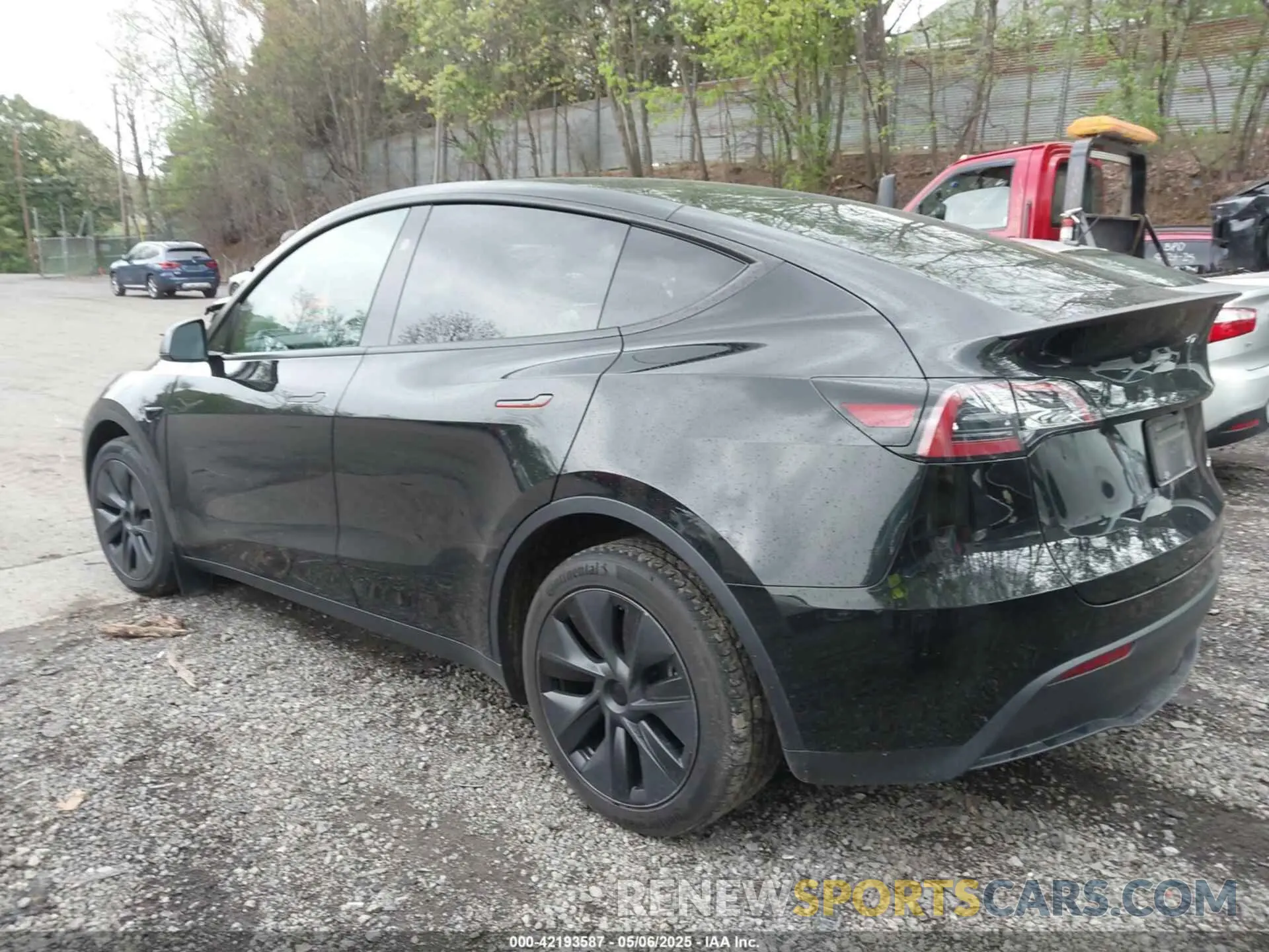 3 Photograph of a damaged car 7SAYGDEE9SA367039 TESLA MODEL Y 2025