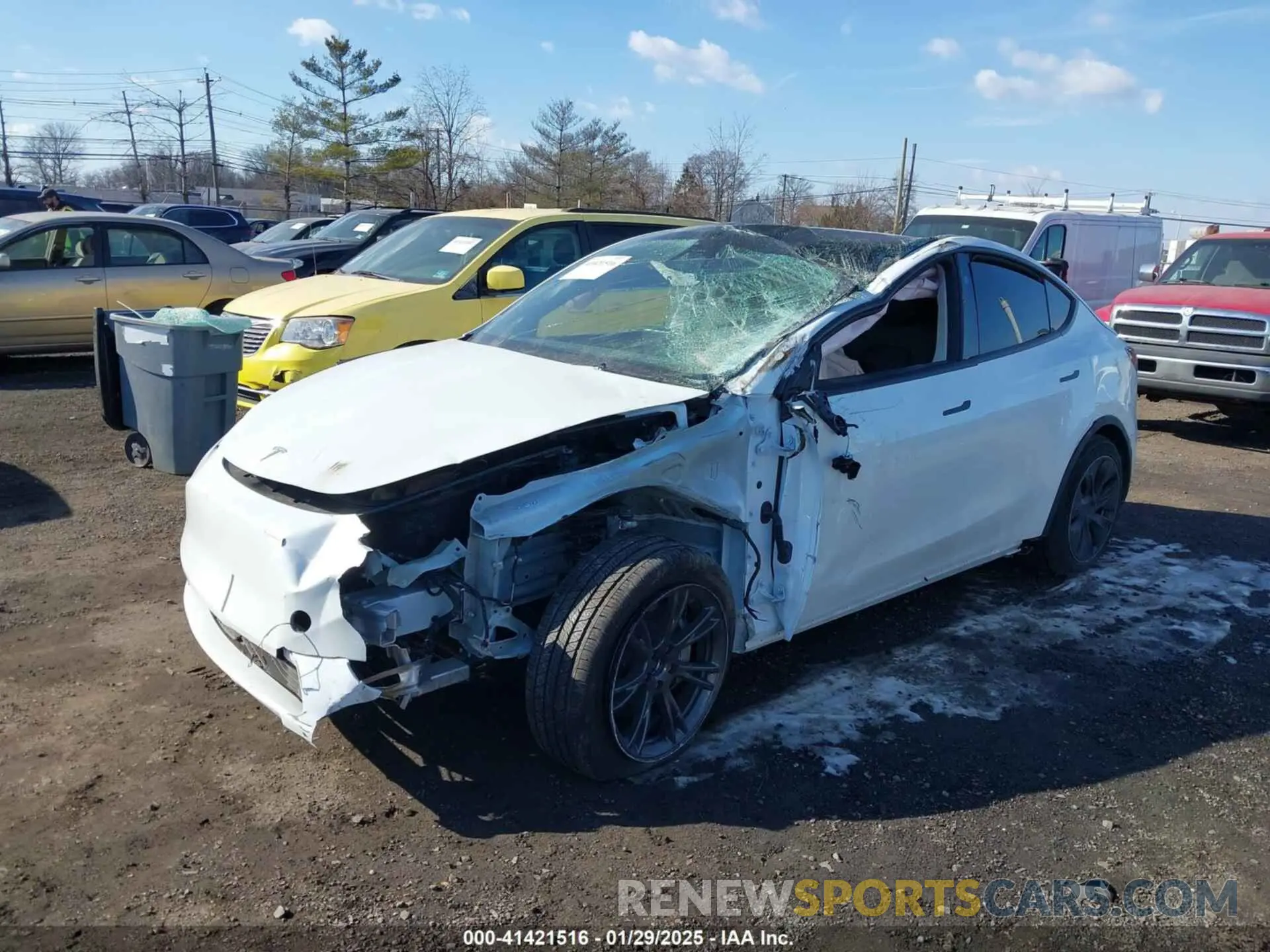 6 Photograph of a damaged car 7SAYGDEE9SF248135 TESLA MODEL Y 2025