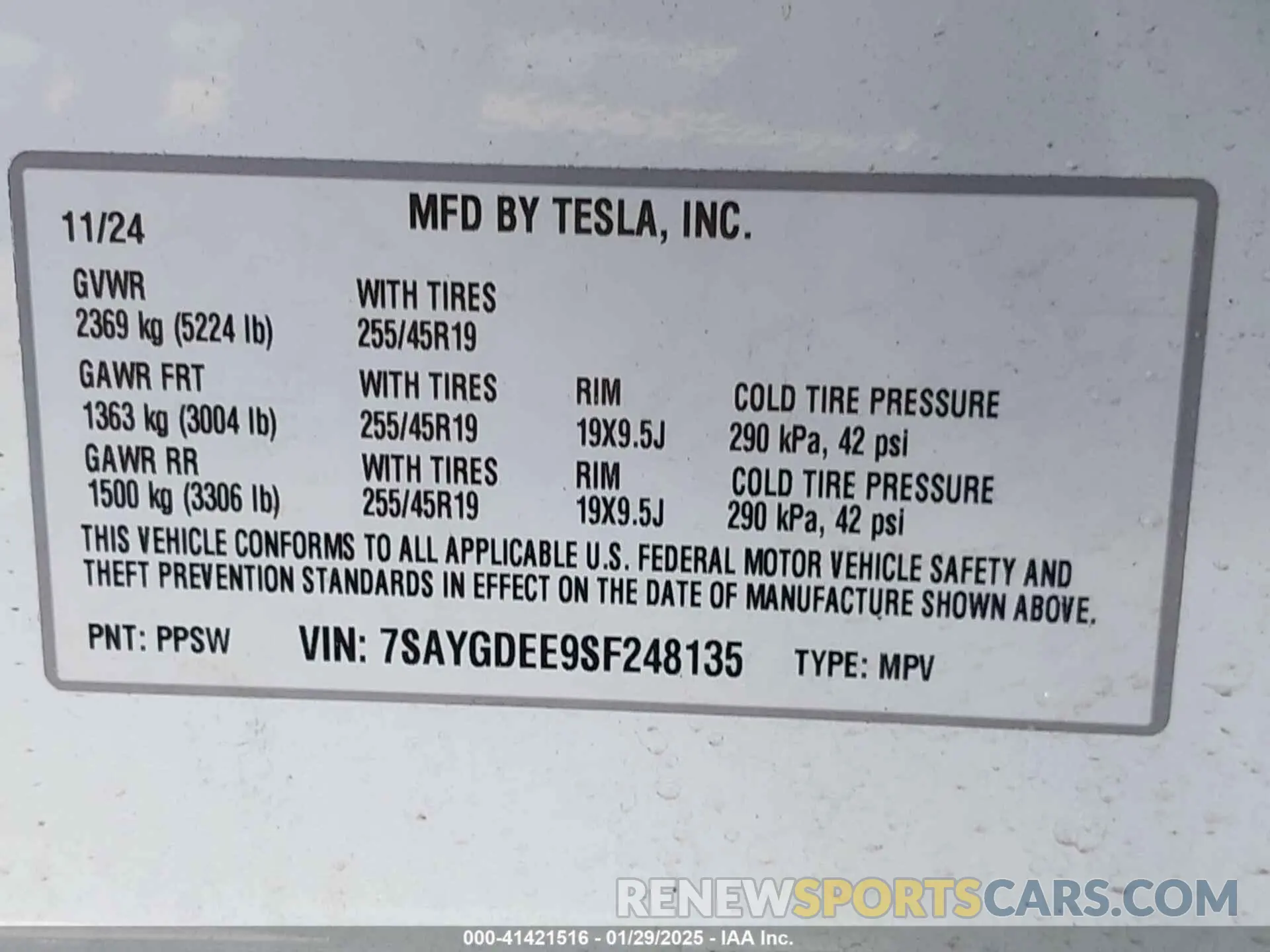 9 Photograph of a damaged car 7SAYGDEE9SF248135 TESLA MODEL Y 2025