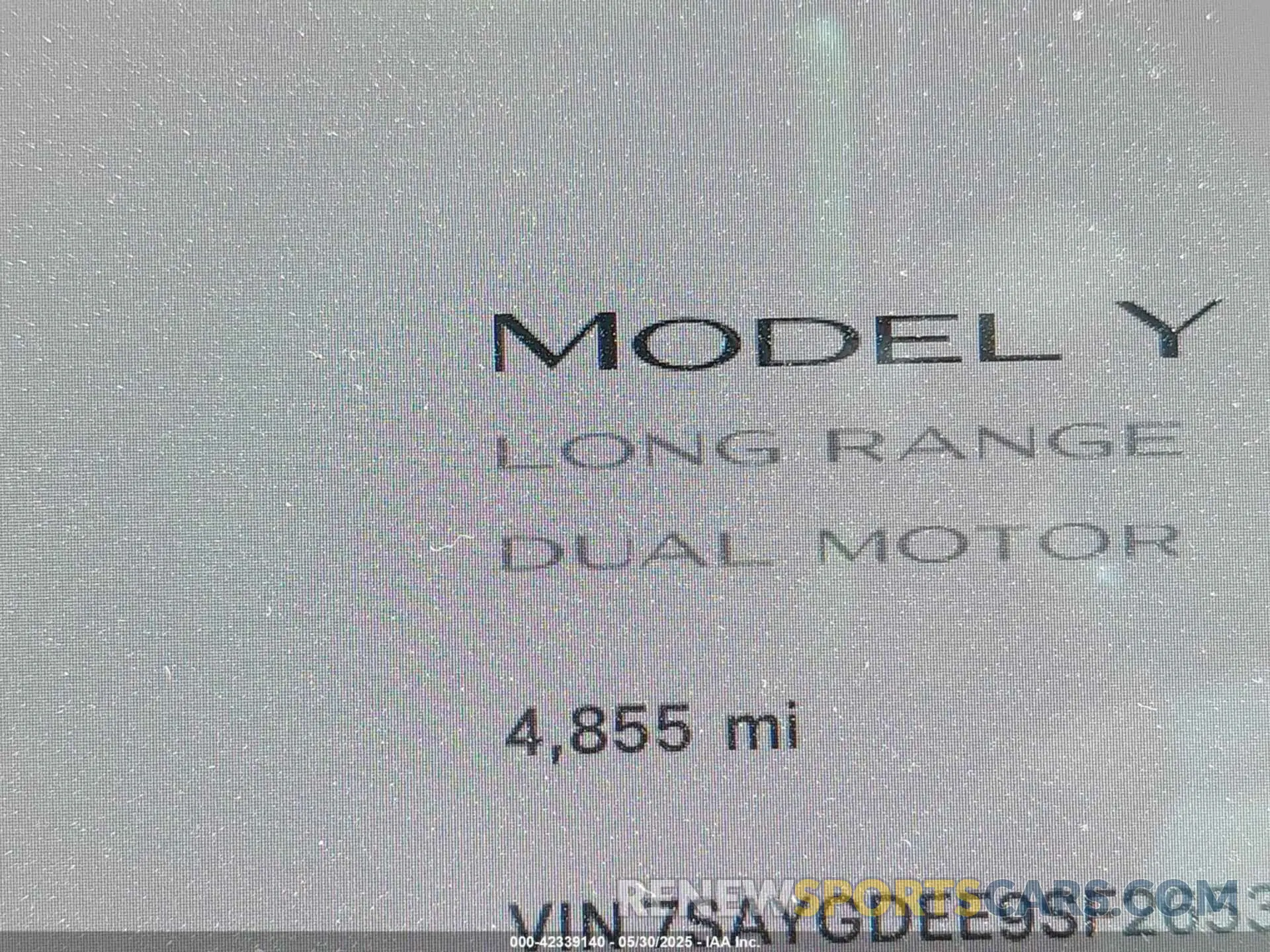16 Photograph of a damaged car 7SAYGDEE9SF265307 TESLA MODEL Y 2025