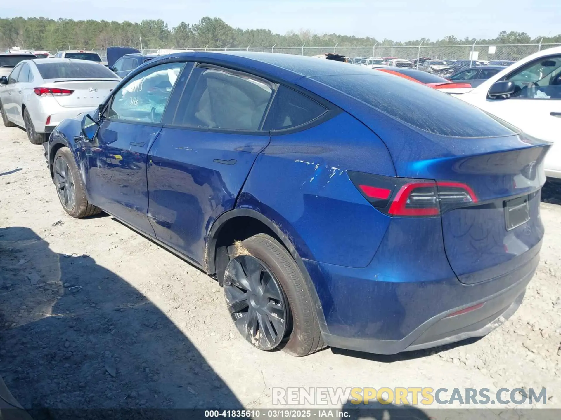 3 Photograph of a damaged car 7SAYGDEEXSA346006 TESLA MODEL Y 2025