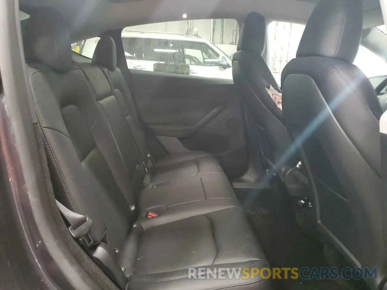 11 Photograph of a damaged car 7SAYGDEEXSA356034 TESLA MODEL Y 2025