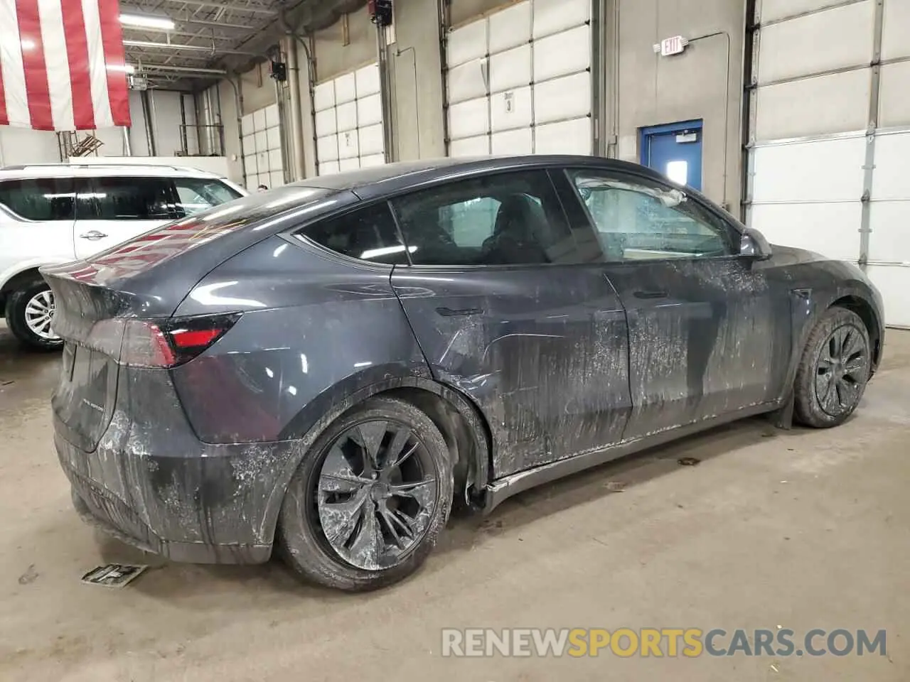 3 Photograph of a damaged car 7SAYGDEEXSA356034 TESLA MODEL Y 2025