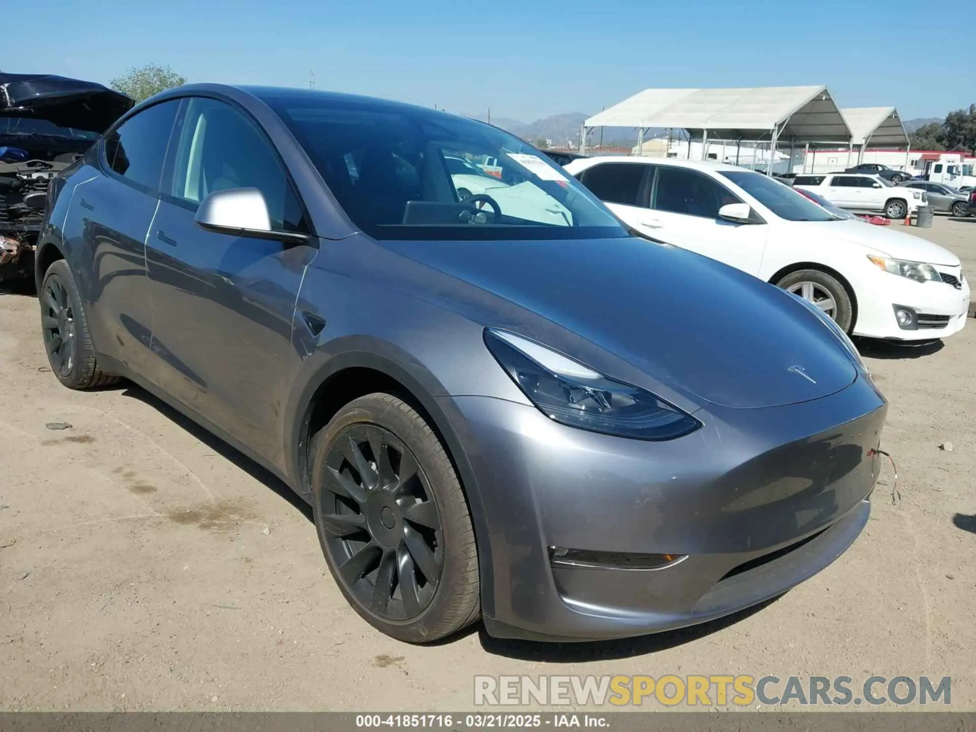 1 Photograph of a damaged car 7SAYGDEEXSF240903 TESLA MODEL Y 2025