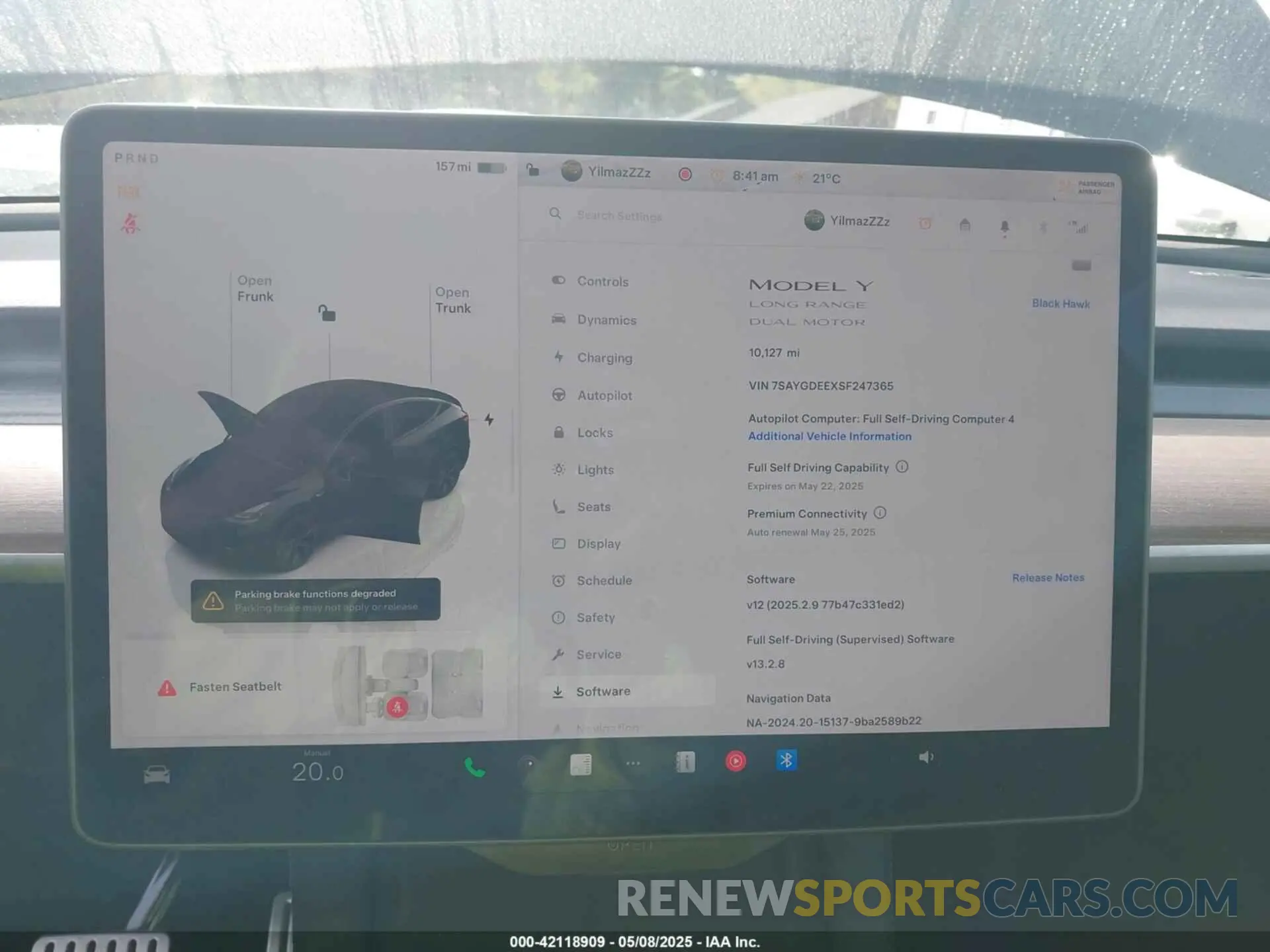19 Photograph of a damaged car 7SAYGDEEXSF247365 TESLA MODEL Y 2025