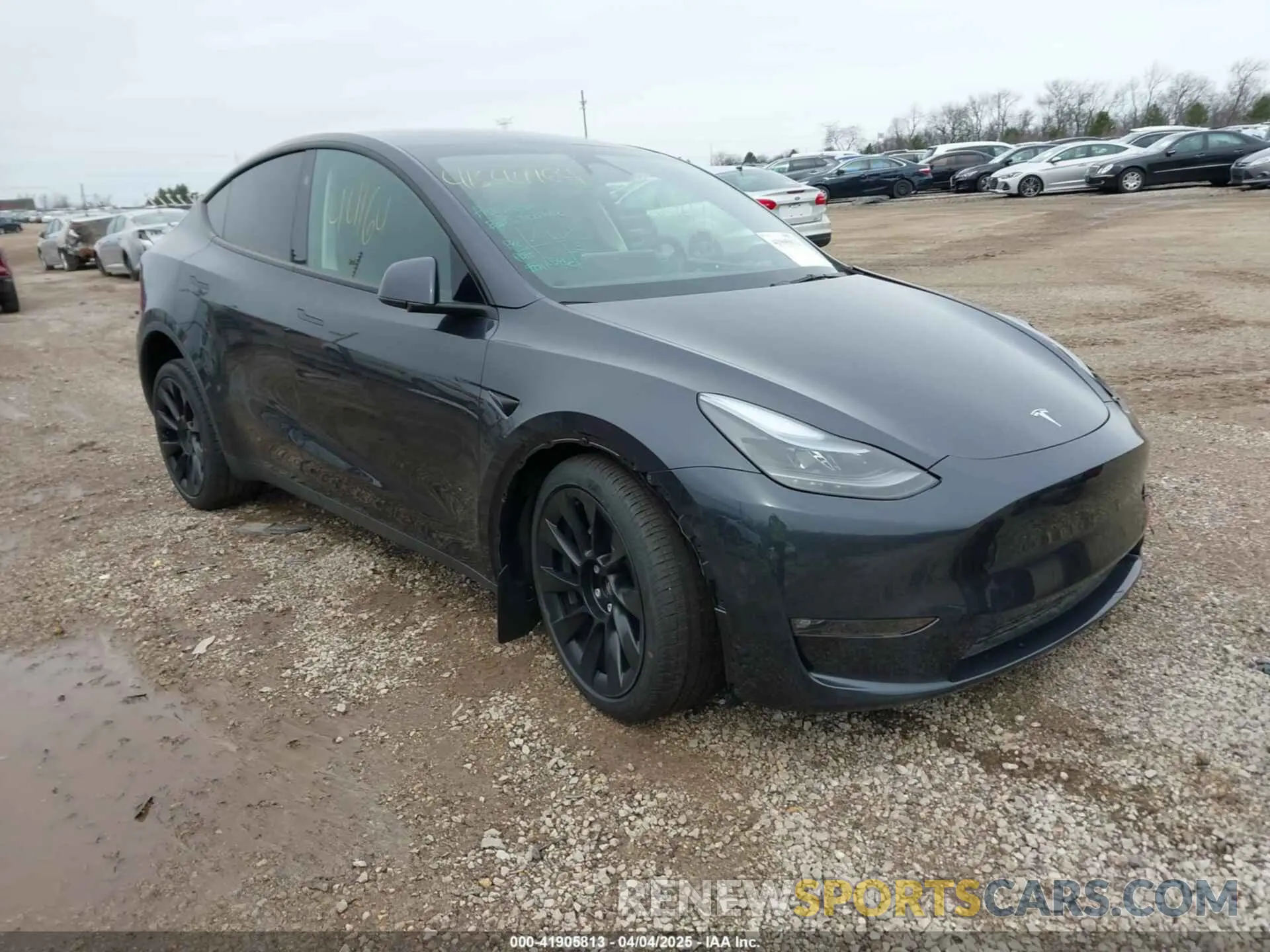 1 Photograph of a damaged car 7SAYGDEEXSF266143 TESLA MODEL Y 2025