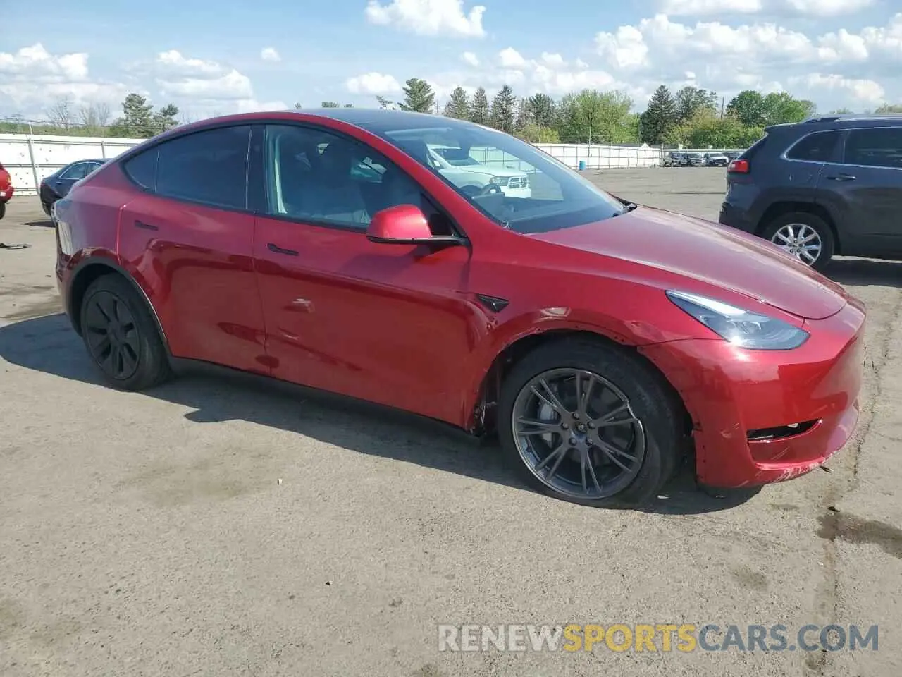 4 Photograph of a damaged car 7SAYGDEEXSF294380 TESLA MODEL Y 2025