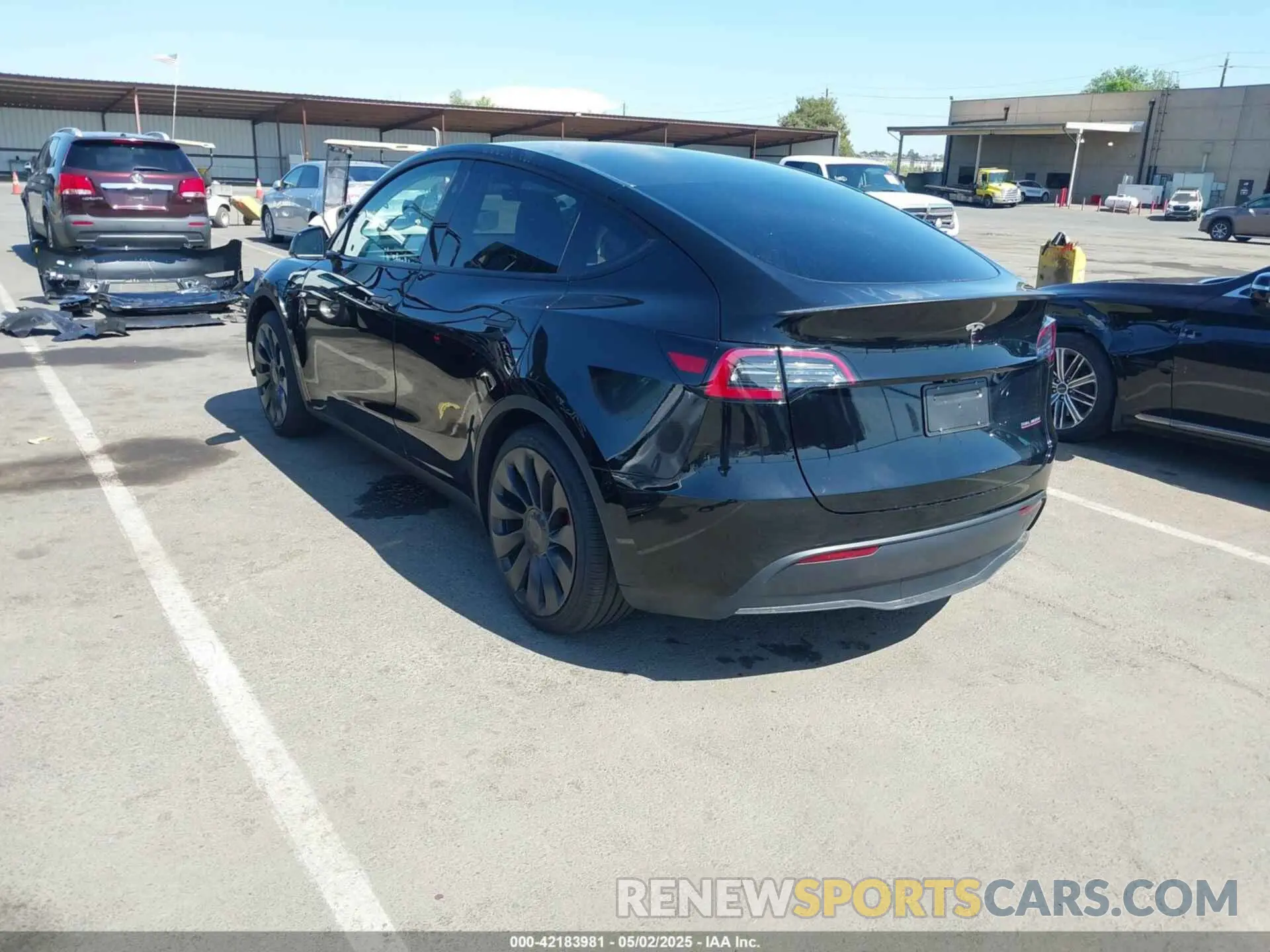 3 Photograph of a damaged car 7SAYGDEF2SF300505 TESLA MODEL Y 2025