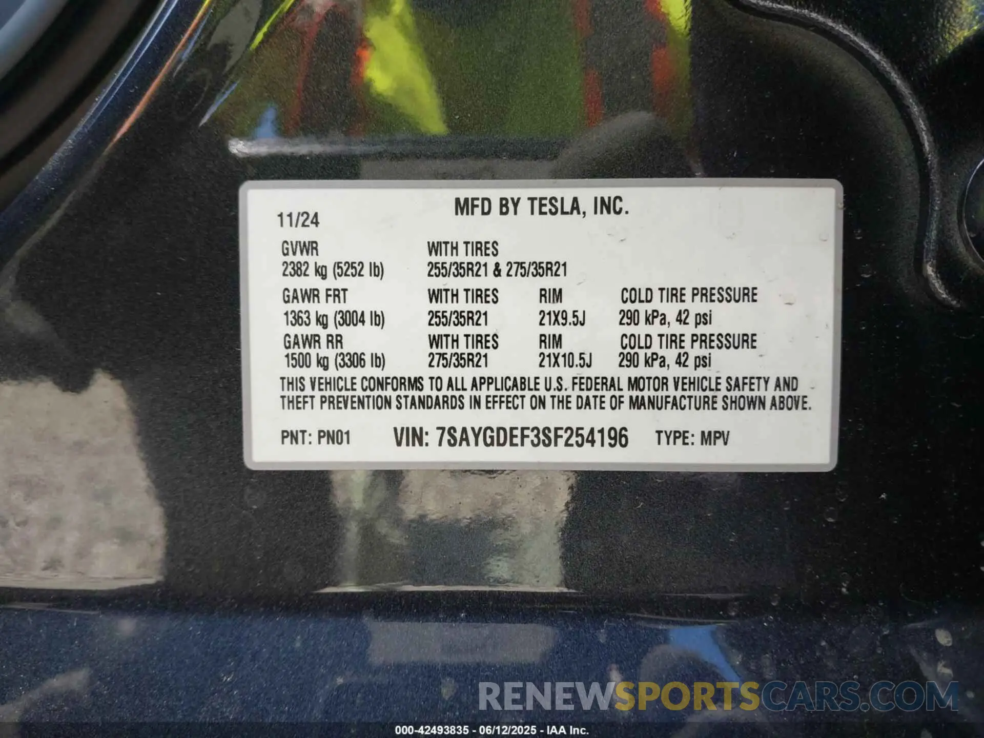 9 Photograph of a damaged car 7SAYGDEF3SF254196 TESLA MODEL Y 2025
