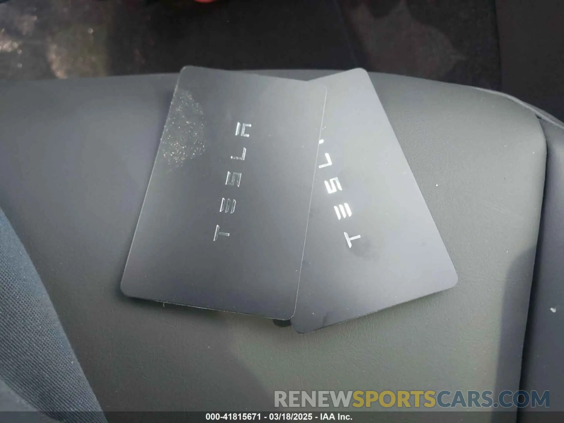 11 Photograph of a damaged car 7SAYGDEF4SA344146 TESLA MODEL Y 2025