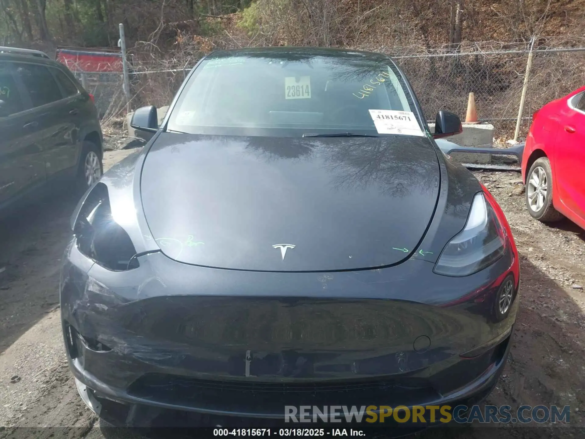 13 Photograph of a damaged car 7SAYGDEF4SA344146 TESLA MODEL Y 2025