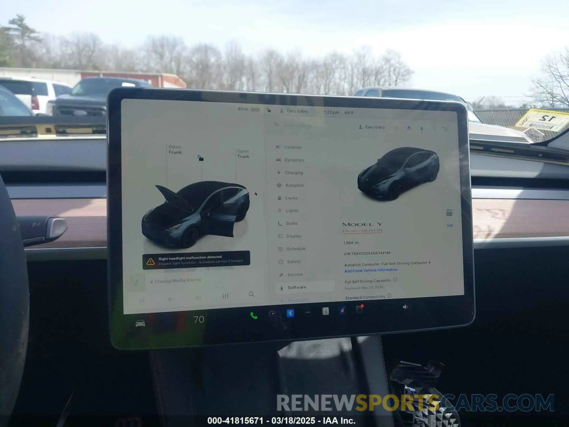 19 Photograph of a damaged car 7SAYGDEF4SA344146 TESLA MODEL Y 2025