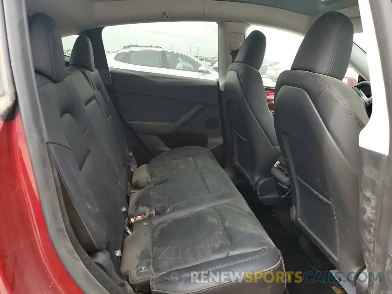10 Photograph of a damaged car 7SAYGDEF6SF310891 TESLA MODEL Y 2025