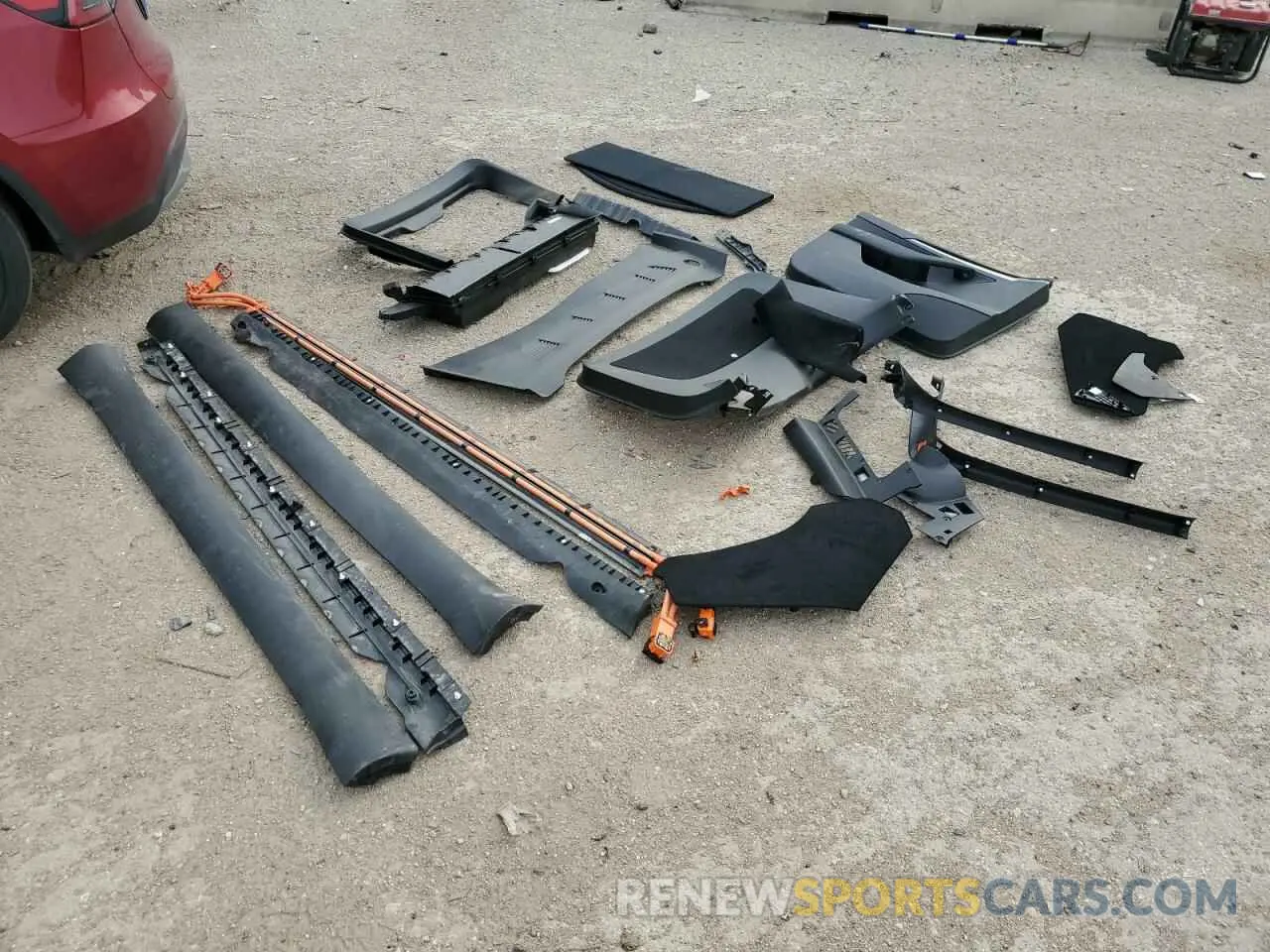 12 Photograph of a damaged car 7SAYGDEF6SF310891 TESLA MODEL Y 2025