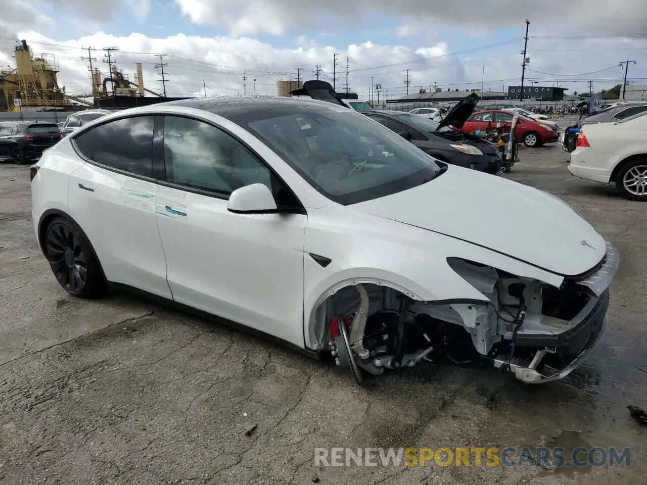 4 Photograph of a damaged car 7SAYGDEF9SF251299 TESLA MODEL Y 2025
