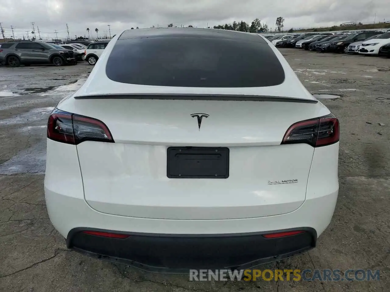 6 Photograph of a damaged car 7SAYGDEF9SF251299 TESLA MODEL Y 2025