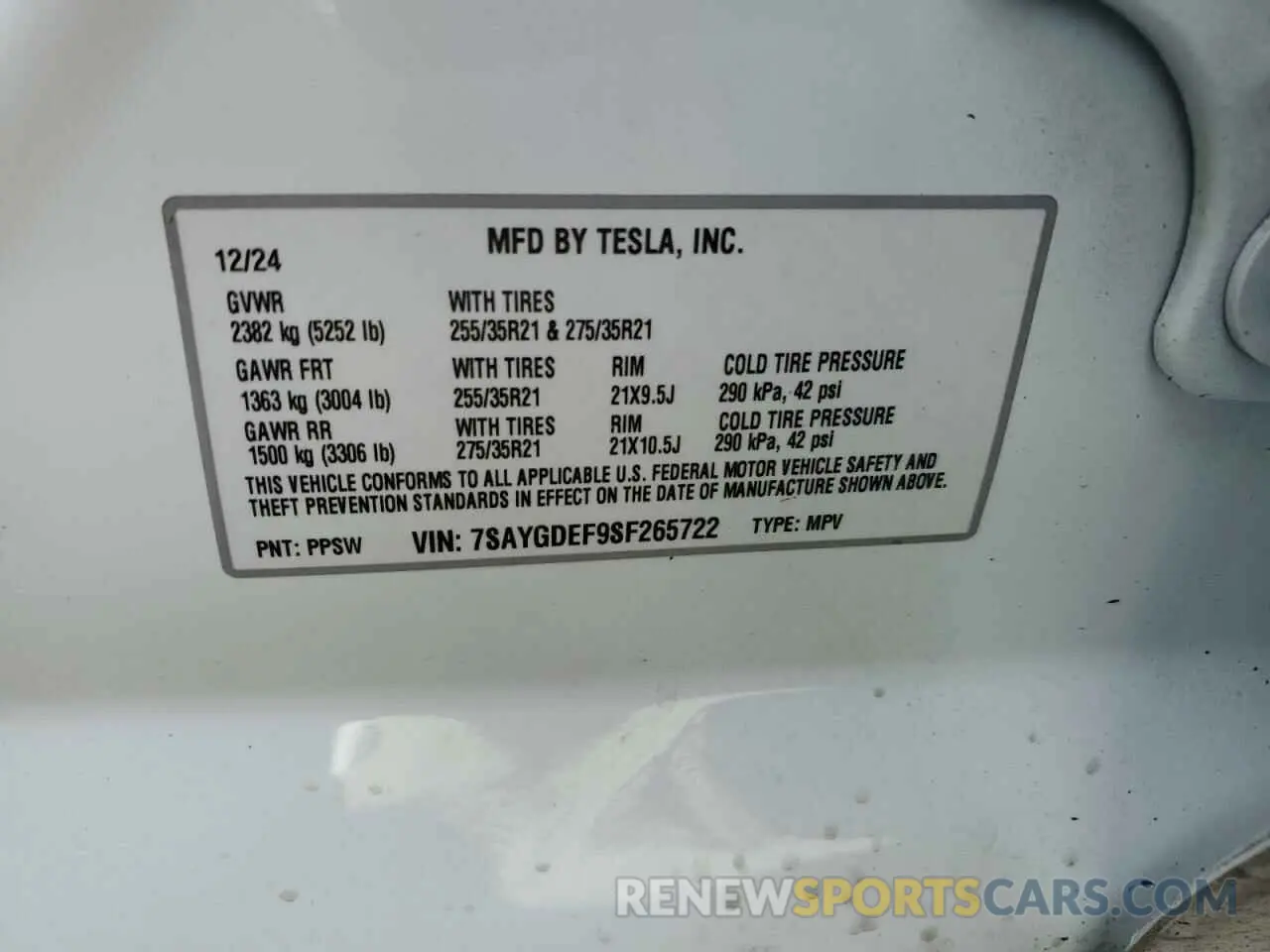 12 Photograph of a damaged car 7SAYGDEF9SF265722 TESLA MODEL Y 2025