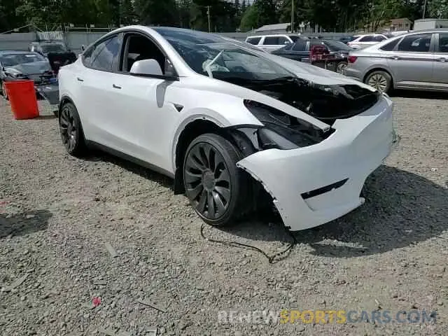 13 Photograph of a damaged car 7SAYGDEF9SF265722 TESLA MODEL Y 2025